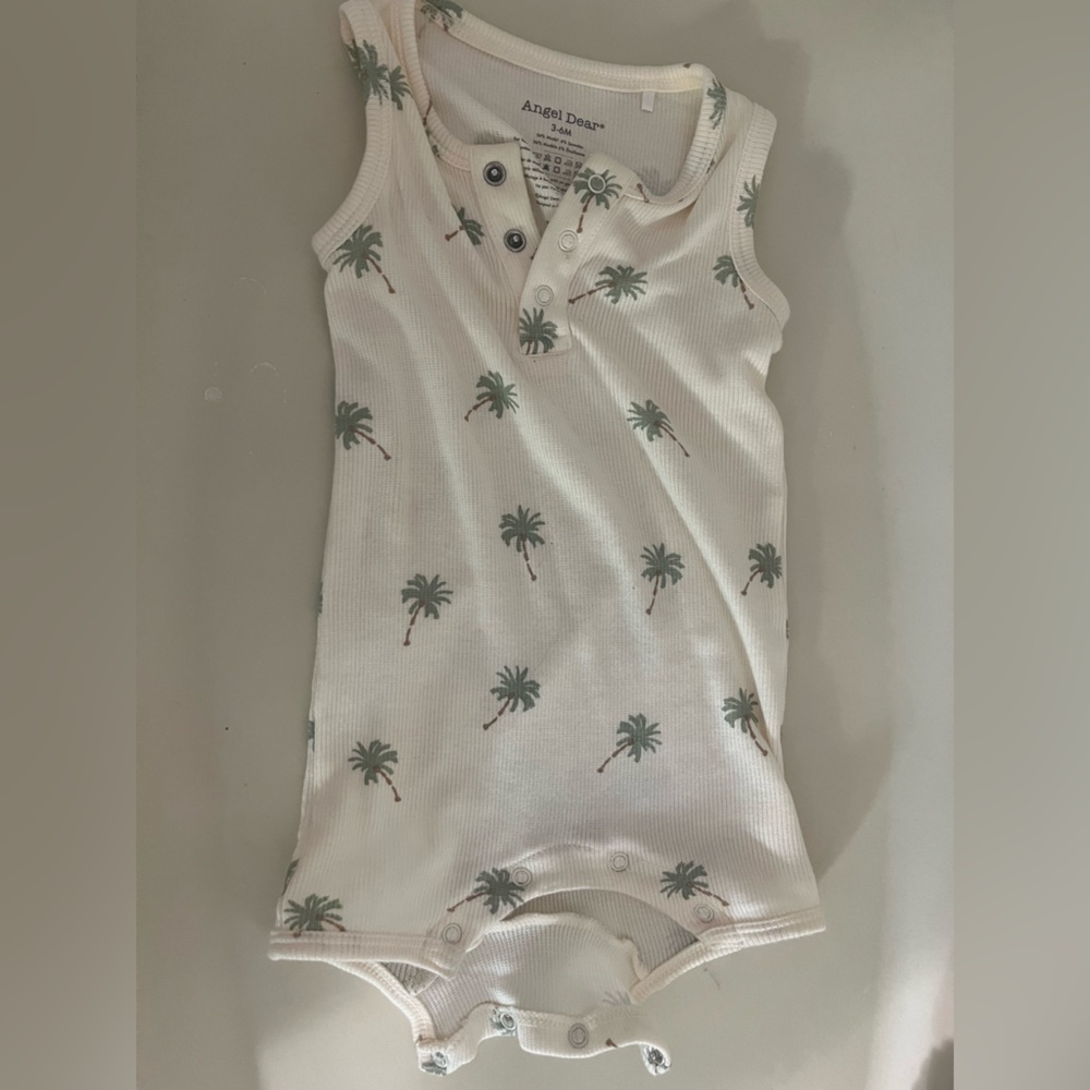 Angel Dear Palm Tree Print Baby Onesie 3-6mo